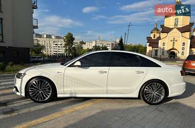 Седан Audi A6 2015 в 