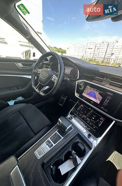 Седан Audi A6 2021 в 