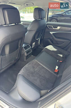 Седан Audi A6 2021 в 
