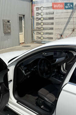 Седан Audi A6 2012 в 
