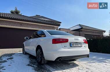 Седан Audi A6 2012 в 