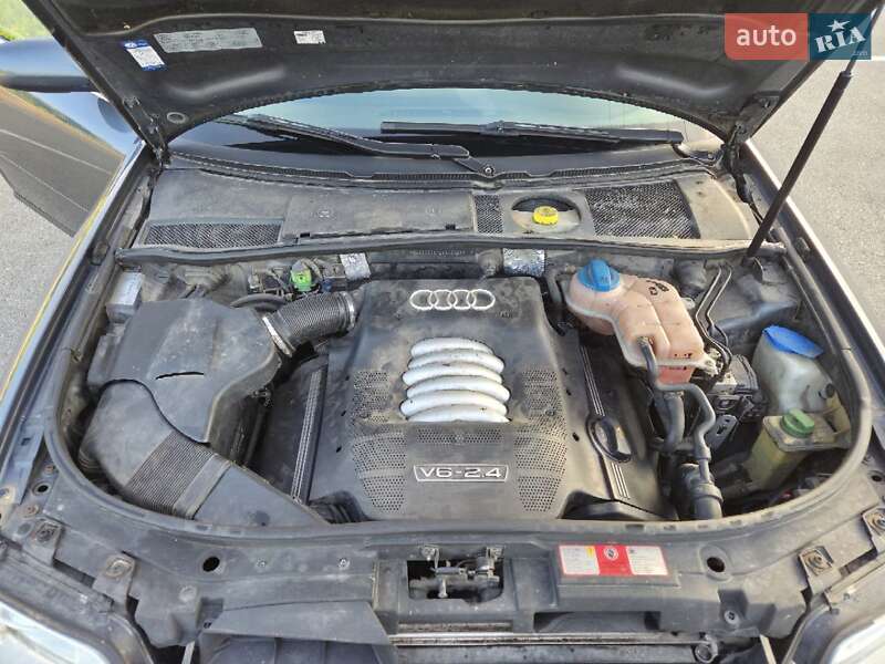 Седан Audi A6 2003 в Ирпене