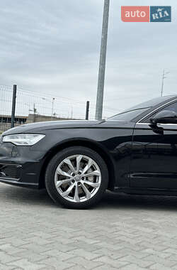 Седан Audi A6 2016 в 