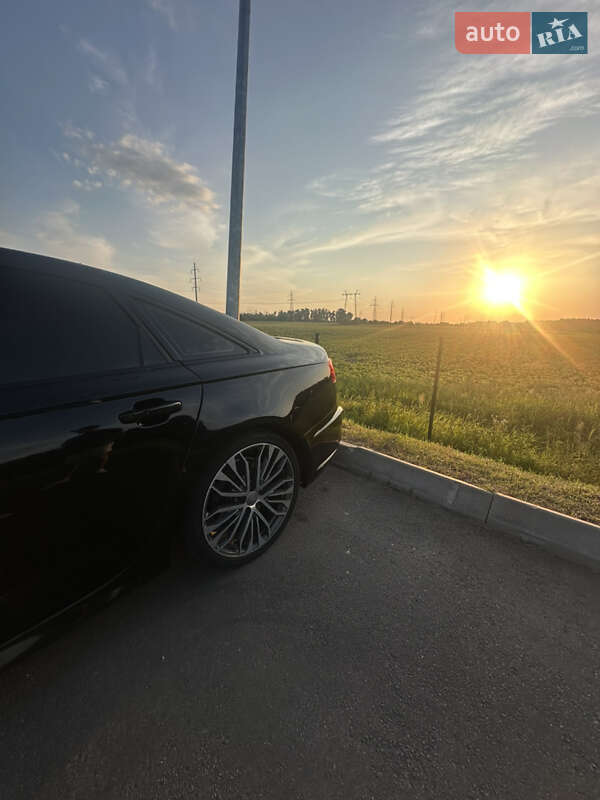 Седан Audi A6 2016 в Киеве