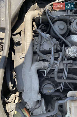 Универсал Audi A6 2004 в 
