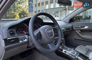 Седан Audi A6 2004 в 