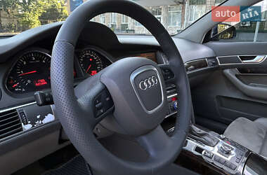 Седан Audi A6 2004 в 
