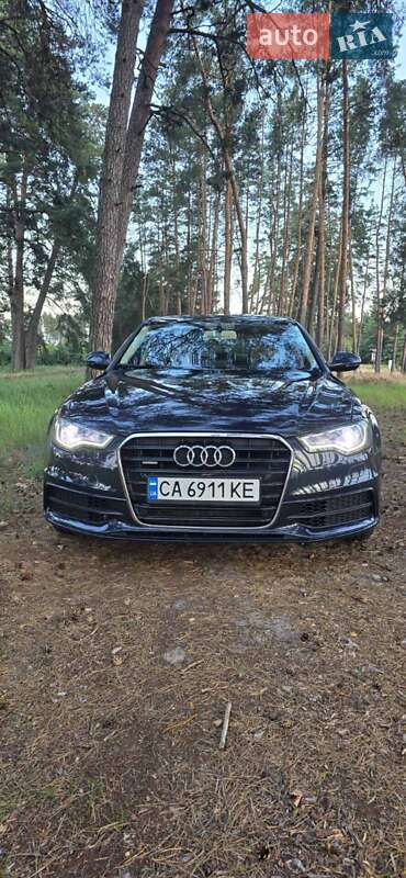 Седан Audi A6 2014 в 