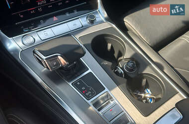 Седан Audi A6 2018 в 