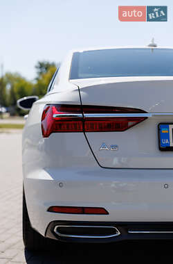 Седан Audi A6 2020 в 