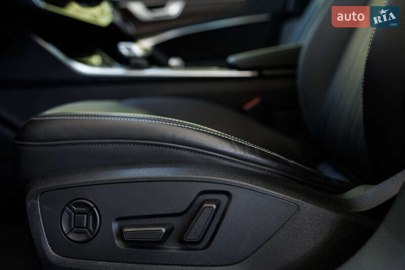 Седан Audi A6 2020 в Харькове