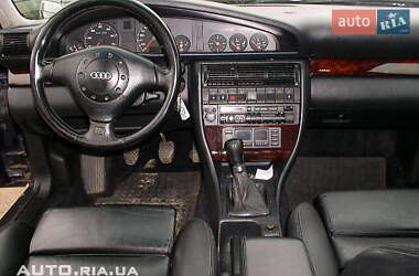 Седан Audi A6 1995 в Львове