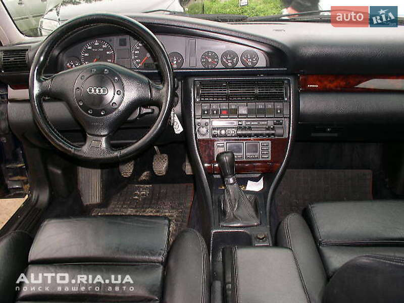 Седан Audi A6 1995 в 