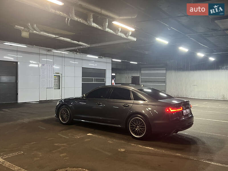 Седан Audi A6 2011 в Киеве