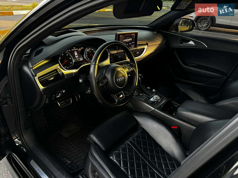 Седан Audi A6 2014 в Вишневом