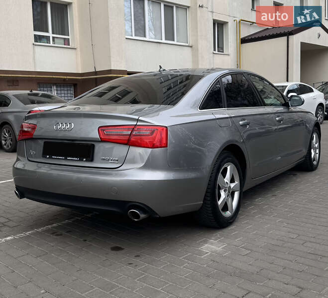Седан Audi A6 2013 в Рівному