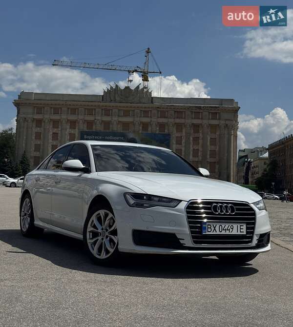 Седан Audi A6 2016 в 