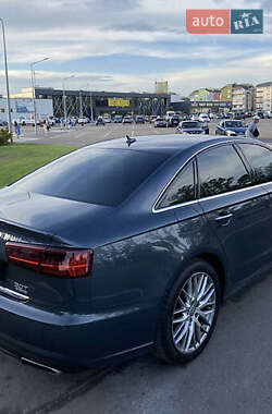 Седан Audi A6 2016 в 