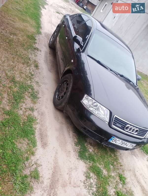 Седан Audi A6 2000 в Львові