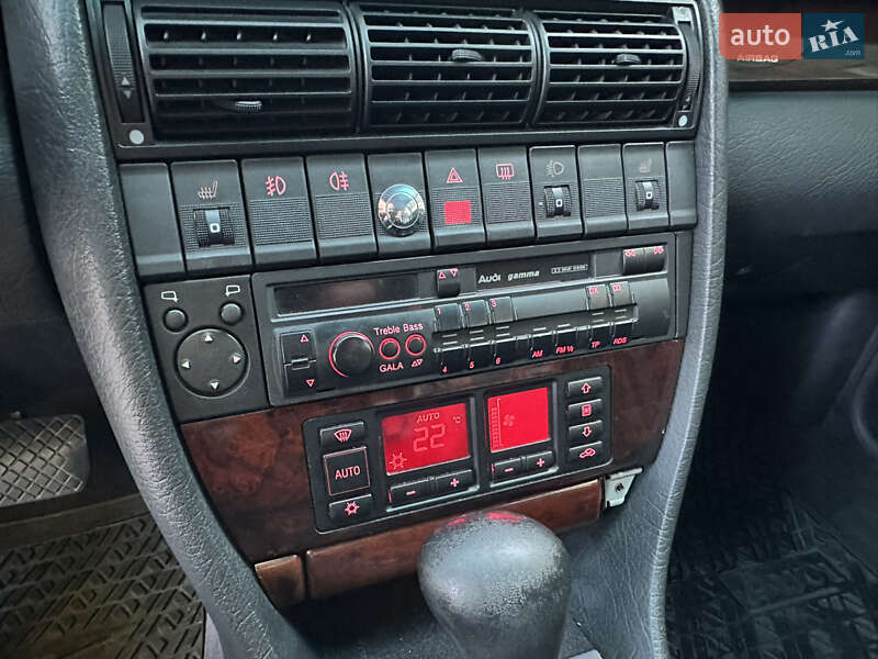 Седан Audi A6 1997 в Одесі