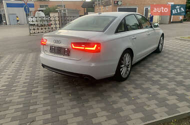 Седан Audi A6 2013 в 