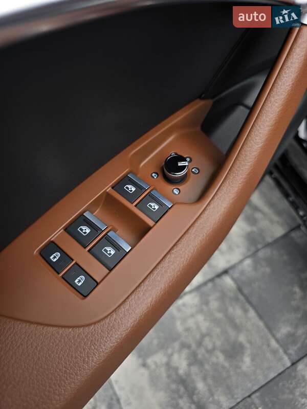 Универсал Audi A6 2021 в Луцке