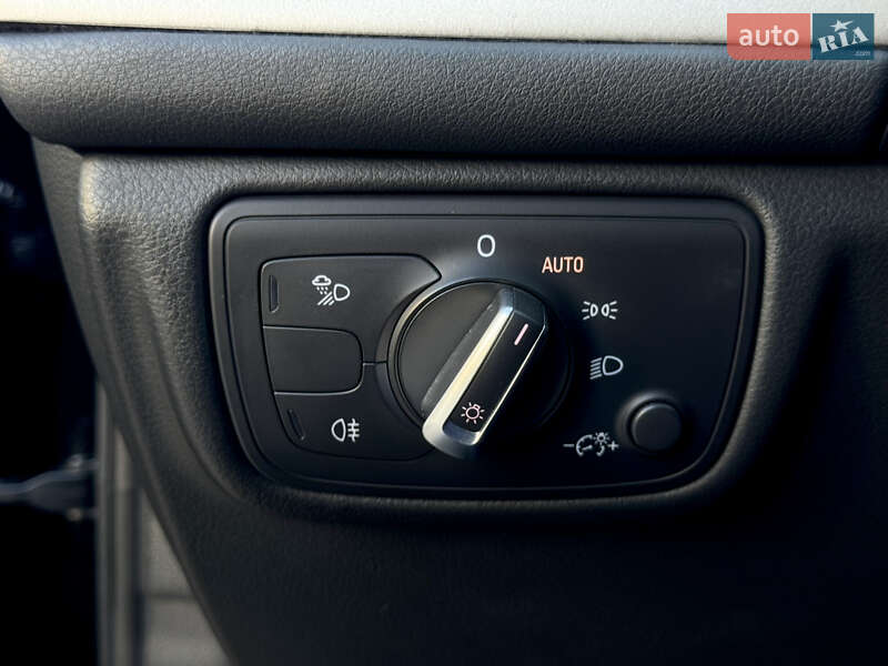 Седан Audi A6 2015 в Ужгороде