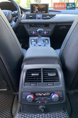 Седан Audi A6 2013 в 