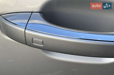 Седан Audi A6 2013 в 