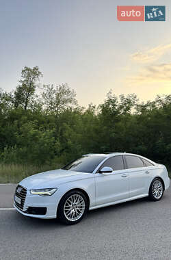 Седан Audi A6 2015 в Запоріжжі