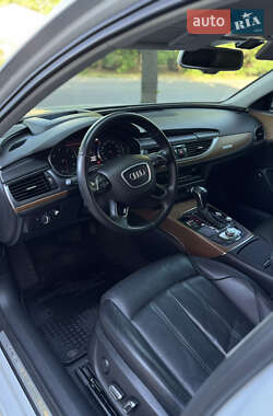 Седан Audi A6 2015 в 