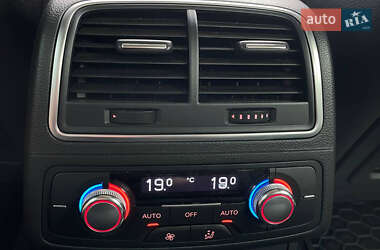 Седан Audi A6 2012 в 