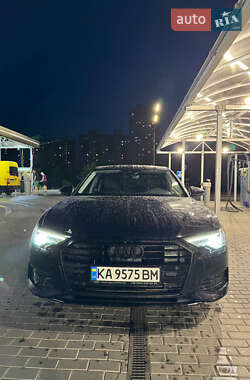 Седан Audi A6 2021 в 