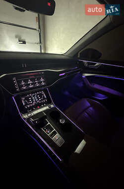 Седан Audi A6 2019 в 