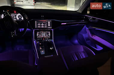 Седан Audi A6 2019 в 