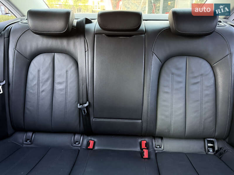 Седан Audi A6 2013 в Киеве