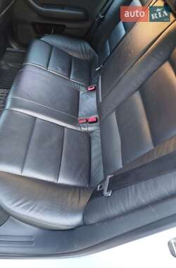 Седан Audi A6 2010 в 