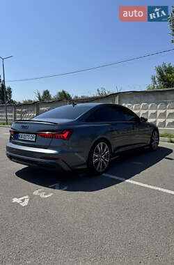 Седан Audi A6 2018 в 