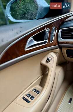 Седан Audi A6 2012 в 