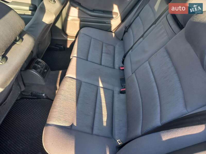 Универсал Audi A6 2000 в Киеве