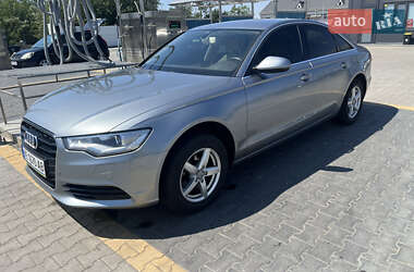 Седан Audi A6 2011 в 