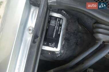 Седан Audi A6 2003 в 