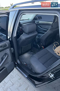 Универсал Audi A6 2002 в 
