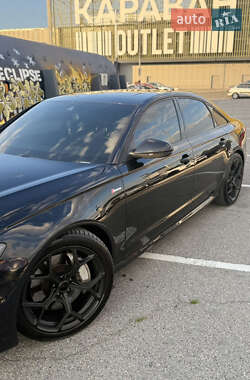 Седан Audi A6 2013 в 