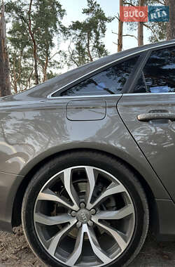 Седан Audi A6 2011 в 