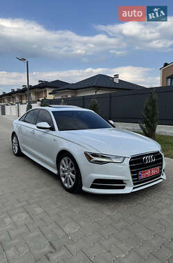 Седан Audi A6 2016 в 