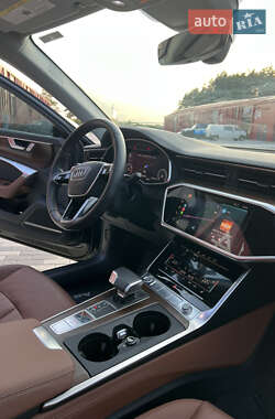 Седан Audi A6 2019 в 