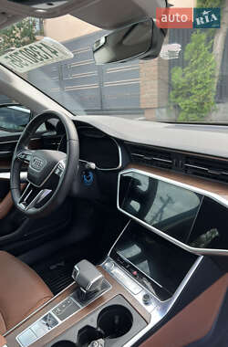Седан Audi A6 2019 в 