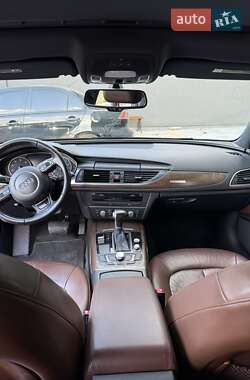 Седан Audi A6 2015 в 