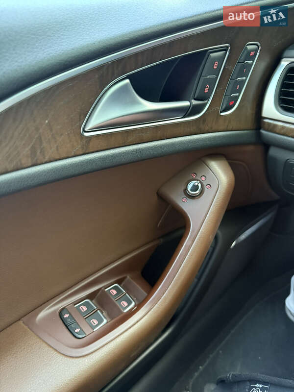 Седан Audi A6 2015 в Одессе